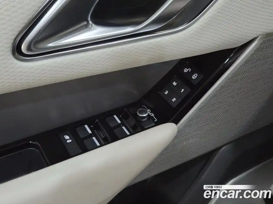 Land Rover Range-Rover Velar 2020 3.0 Автомат в Москве № 166837, фото 15