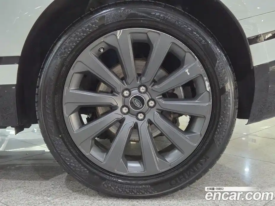 Land Rover Range-Rover Velar 2020 3.0 Автомат в Москве № 166837, фото 20