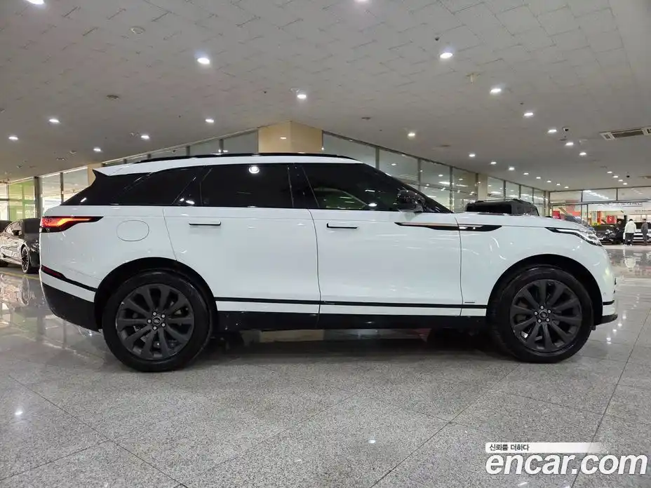 Land Rover Range-Rover Velar 2020 3.0 Автомат в Москве № 166837, фото 5