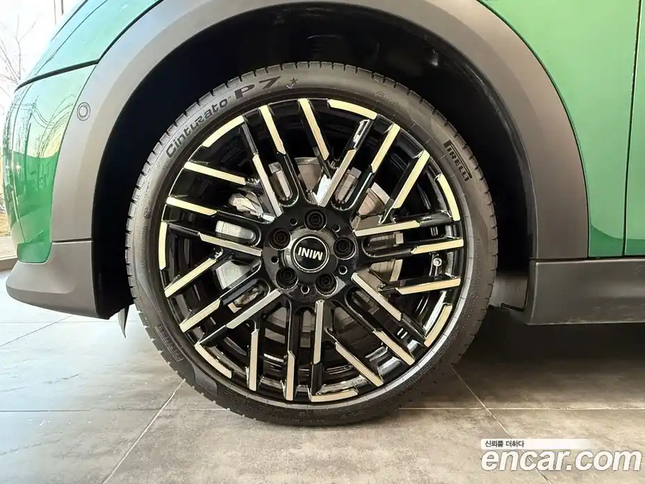 Mini Cooper Convertible 2025 2.0 Автомат в Москве № 167334, фото 5