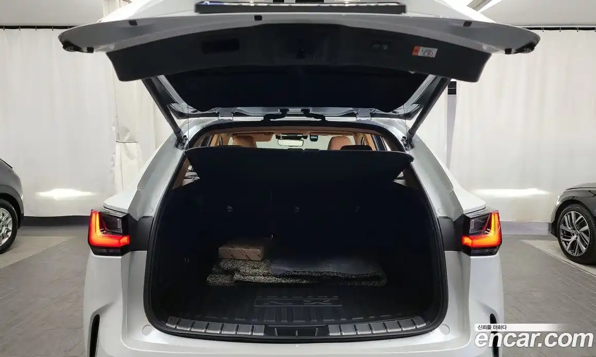 Lexus NX 2025 2.5 Автомат в Москве № 167973, фото 18