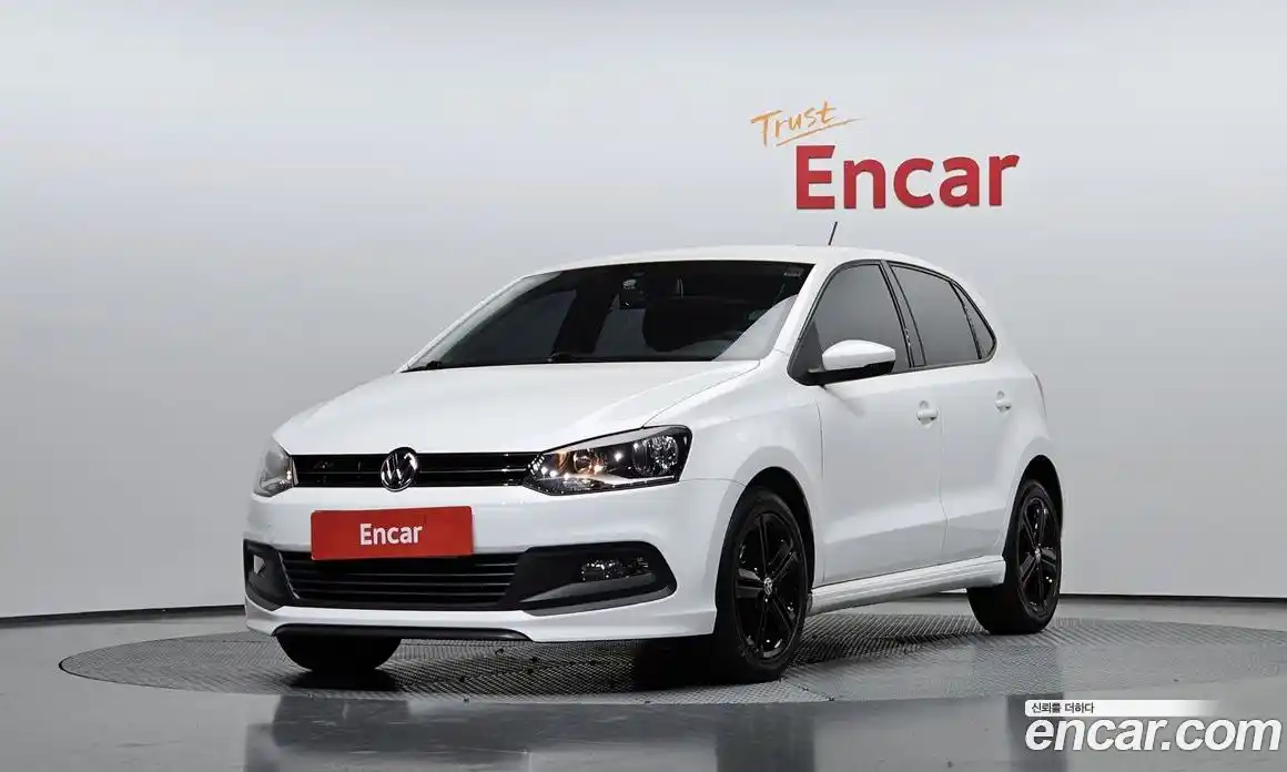 Volkswagen Polo 2014 1.6 Автомат в Москве № 168889, фото 1