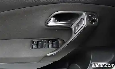 Volkswagen Polo 2014 1.6 Автомат в Москве № 168889, миниатюра 9