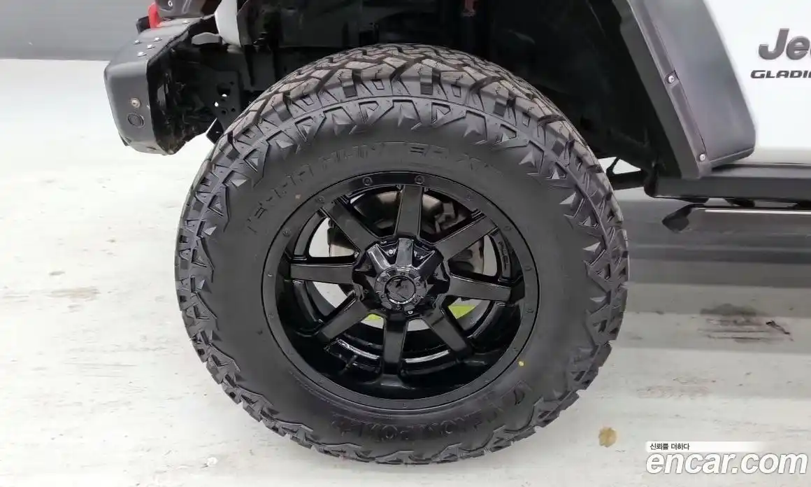 Jeep Gladiator 2021 3.6 Автомат в Москве № 169942, фото 17