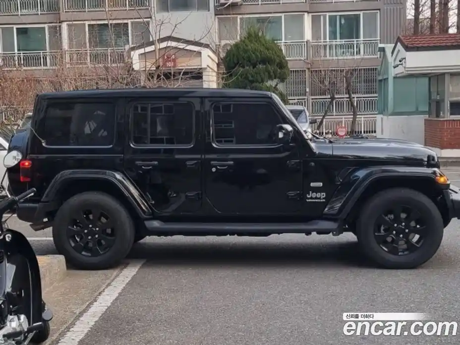 Jeep Wrangler 2023 2.0 Автомат в Москве № 169967, фото 3