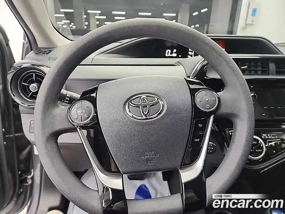 Toyota Prius 2018 1.5 Автомат в Москве № 170322, фото 19
