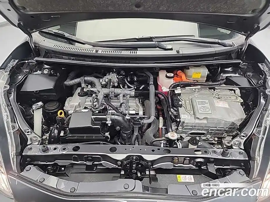 Toyota Prius 2018 1.5 Автомат в Москве № 170322, фото 6