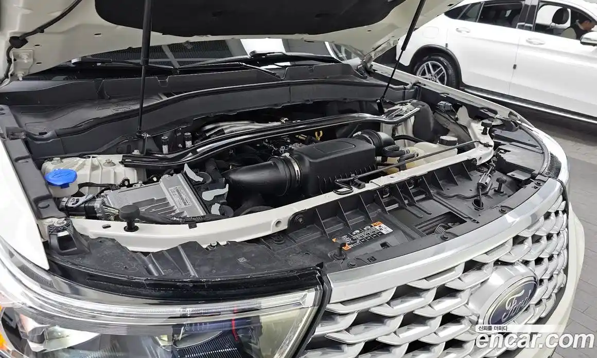 Ford Explorer 2021 3.0 Автомат в Москве № 170859, фото 11