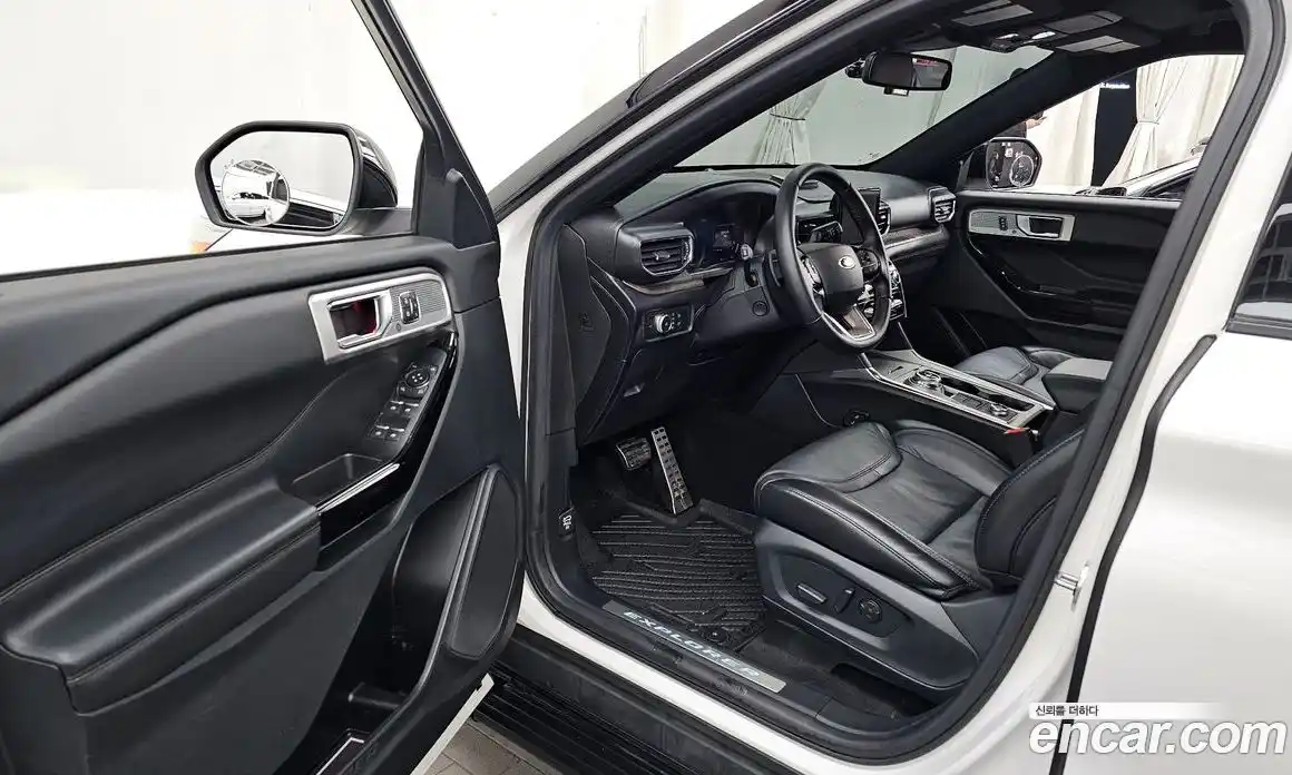 Ford Explorer 2021 3.0 Автомат в Москве № 170859, фото 19