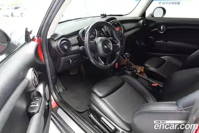 Mini Cooper 2017 1.5 Автомат в Москве № 181807, миниатюра 12