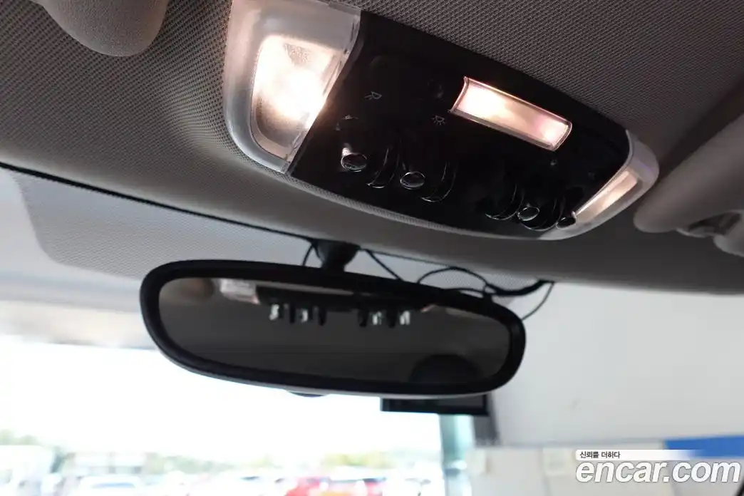 Mini Cooper 2017 1.5 Автомат в Москве № 181807, фото 17