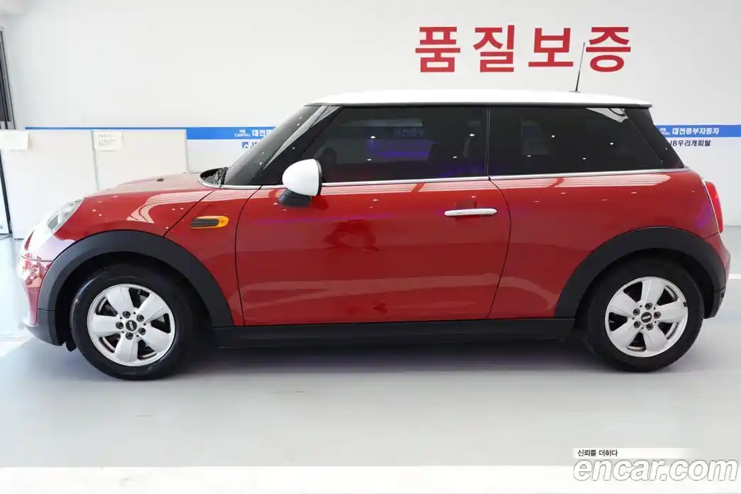 Mini Cooper 2017 1.5 Автомат в Москве № 181807, фото 5