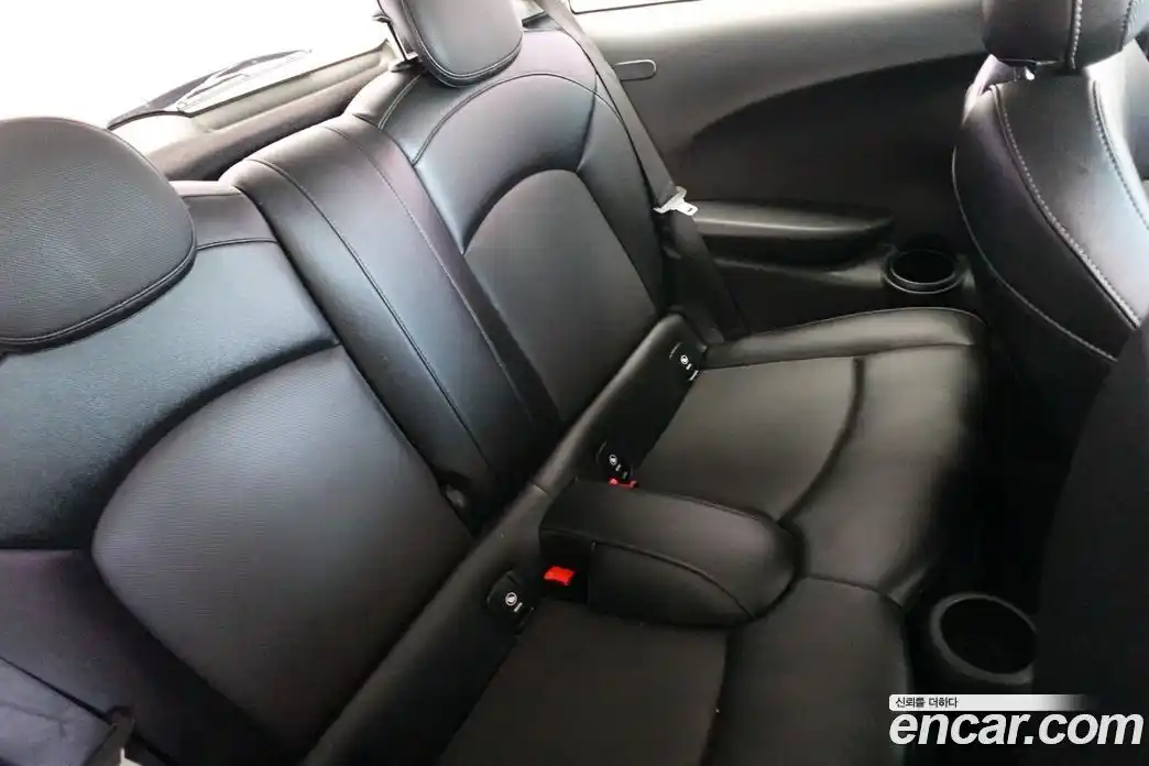 Mini Cooper 2017 1.5 Автомат в Москве № 181807, фото 7