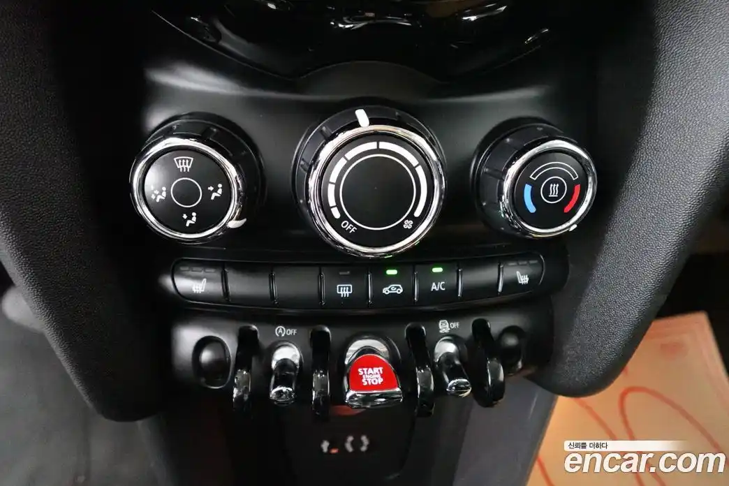 Mini Cooper 2017 1.5 Автомат в Москве № 181807, фото 10