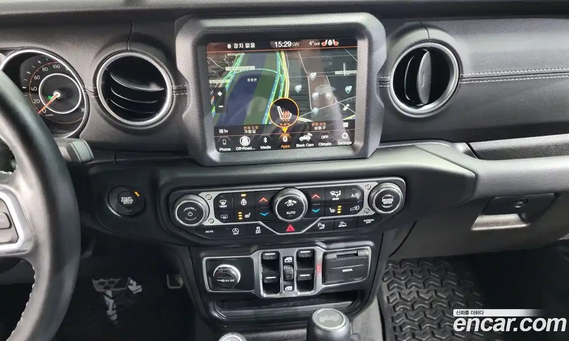 Jeep Wrangler 2023 2.0 Автомат в Москве № 182583, фото 2