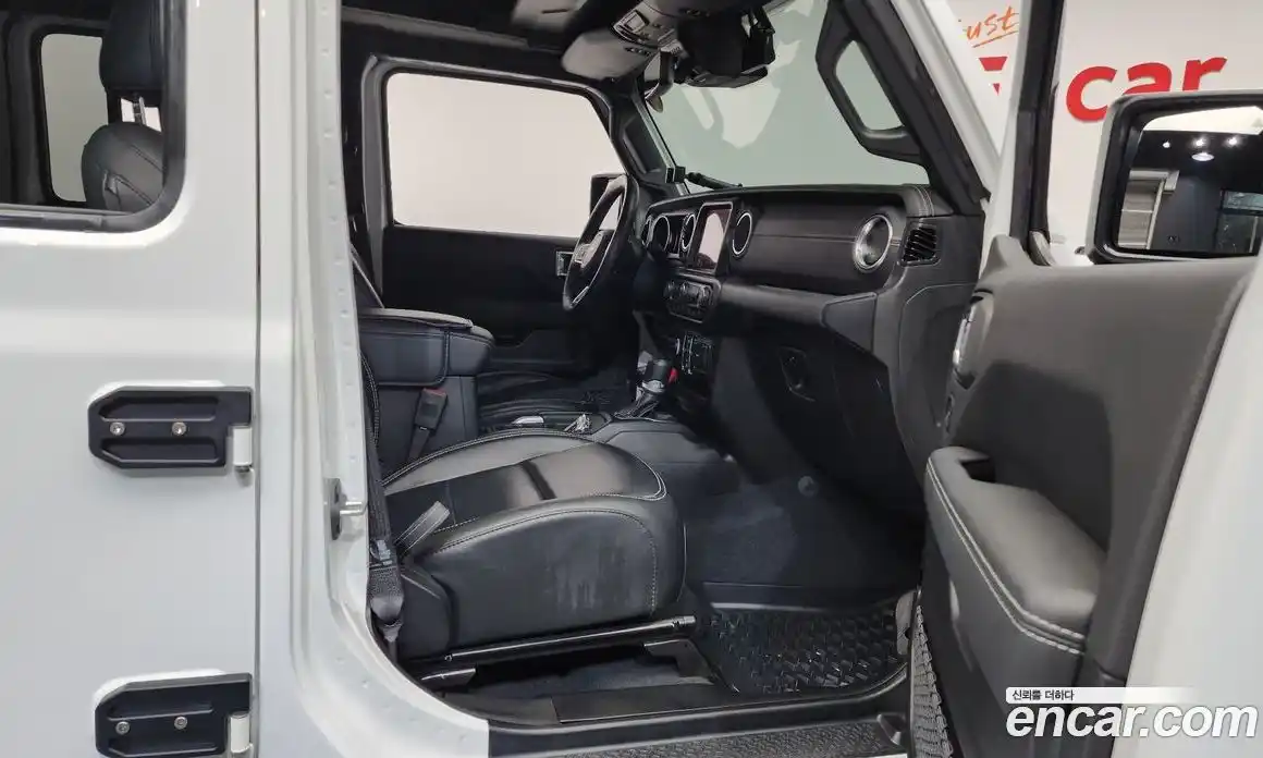 Jeep Wrangler 2023 2.0 Автомат в Москве № 182583, фото 3