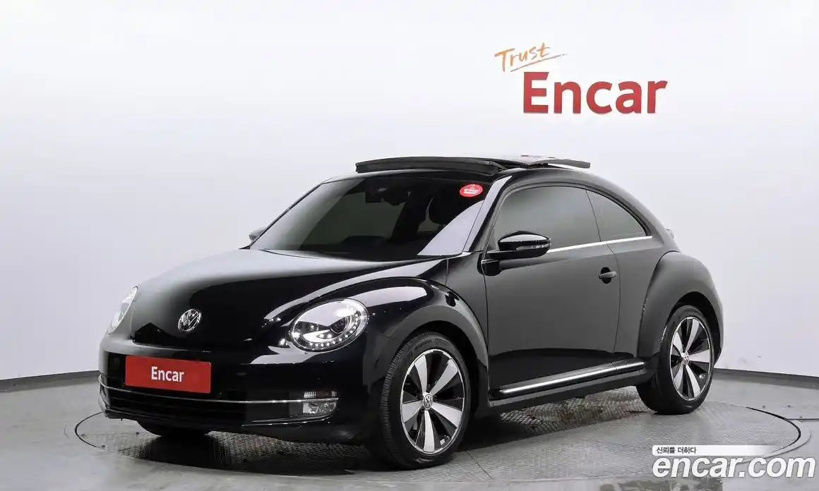 Volkswagen Beatle 2014 2.0 Автомат в Москве № 185411, фото 18