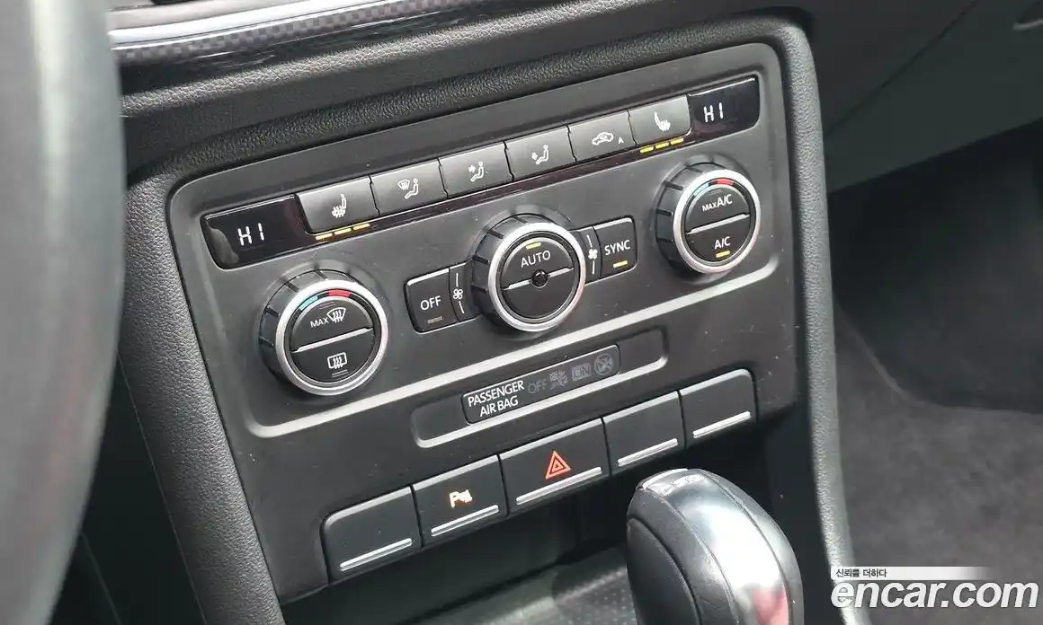 Volkswagen Beatle 2014 2.0 Автомат в Москве № 185411, фото 3