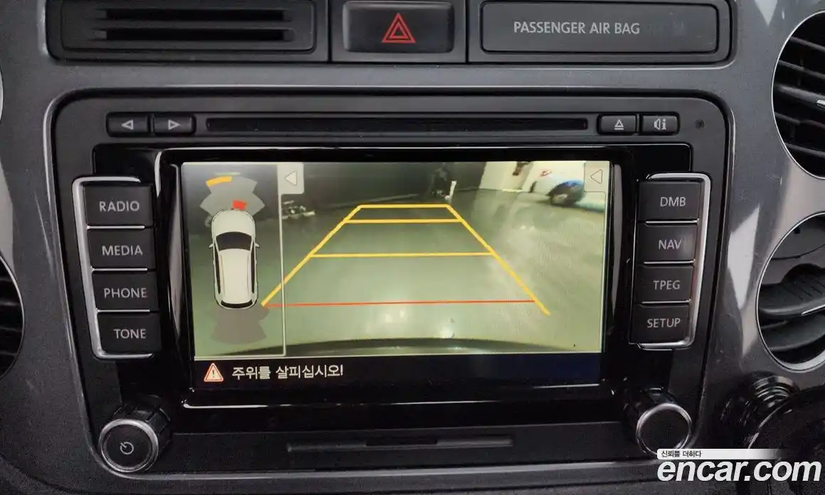 Volkswagen Tiguan 2013 2.0 Автомат в Москве № 187215, фото 6