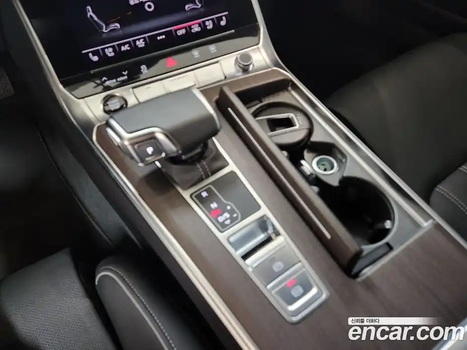 Audi A6 2025 2.0 Автомат в Москве № 188986, фото 1