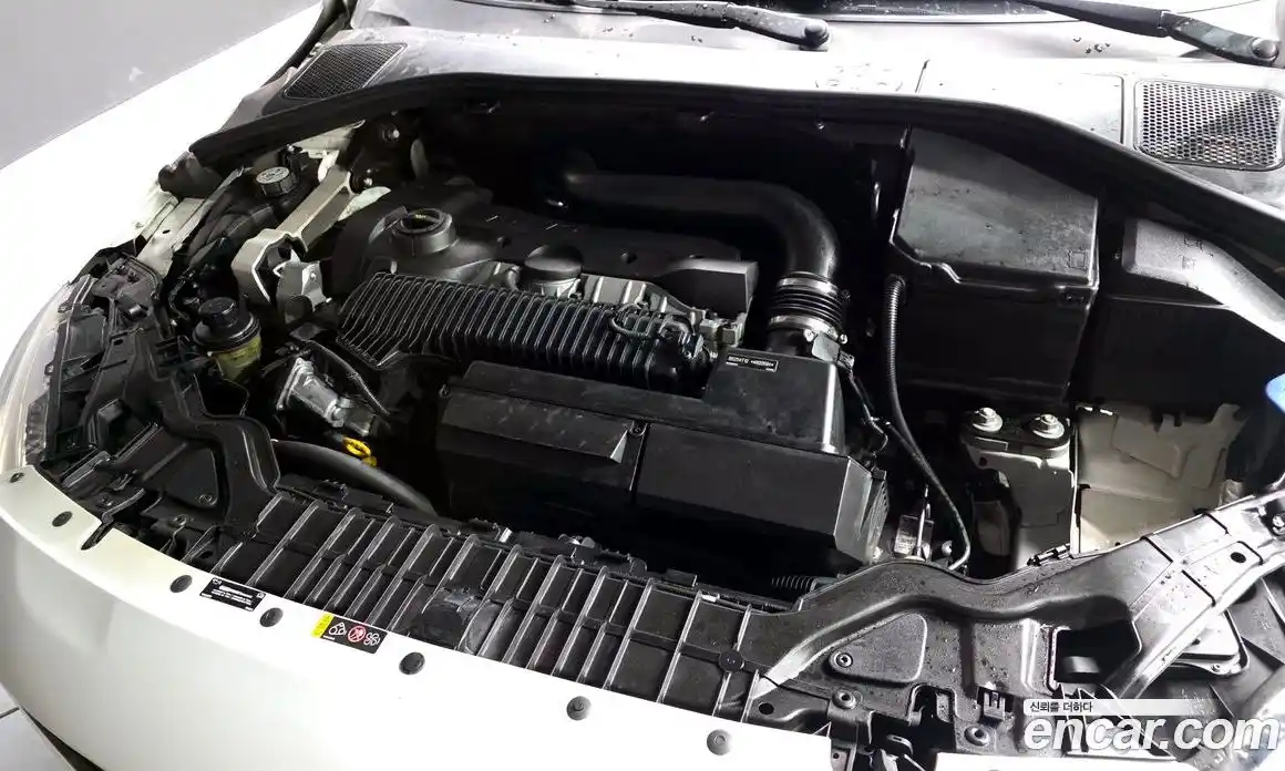 Volvo V60 2016 2.5 Автомат в Москве № 190901, фото 2