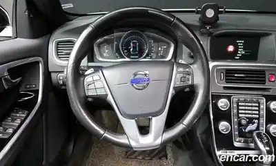 Volvo V60 2016 2.5 Автомат в Москве № 190901, миниатюра 3
