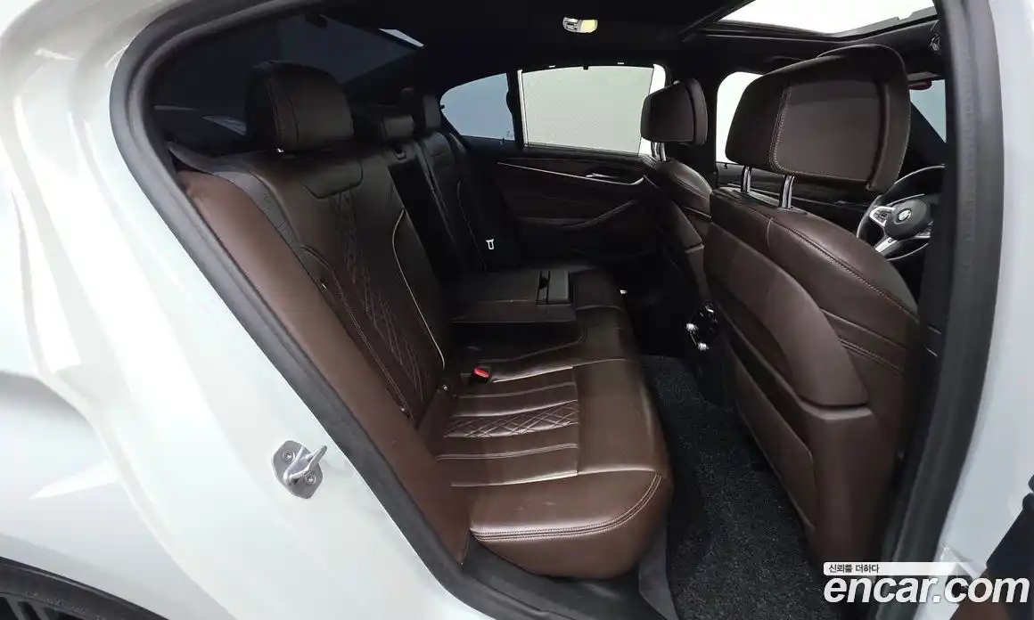 BMW 5-Series 2019 2.0 Автомат в Москве № 193310, фото 18