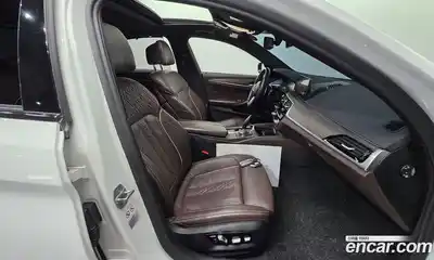 BMW 5-Series 2019 2.0 Автомат в Москве № 193310, миниатюра 7