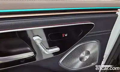 Mercedes-Benz EQS 2023 0.3 Автомат в Москве № 193787, миниатюра 12