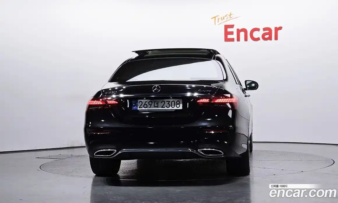 Mercedes-Benz E-Class 2021 2.0 Автомат в Москве № 195033, фото 12