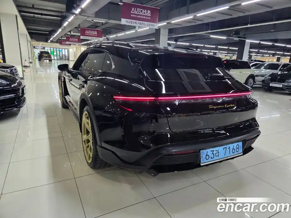 Porsche Taycan 2023 Автомат в Москве № 197846, фото 17