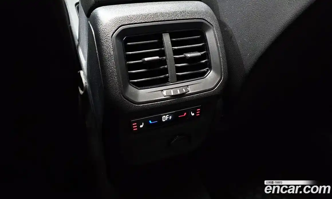 Volkswagen Tiguan 2023 2.0 Автомат в Москве № 199040, фото 15