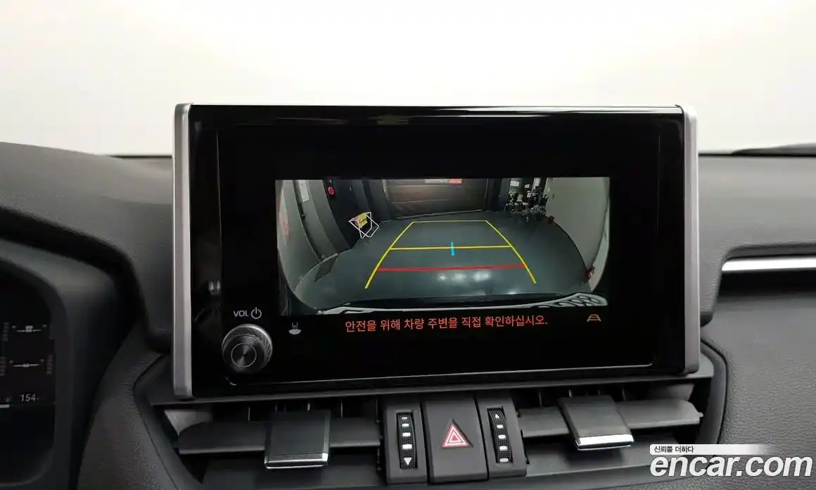 Toyota RAV4 2024 2.5 Автомат в Москве № 199550, фото 2