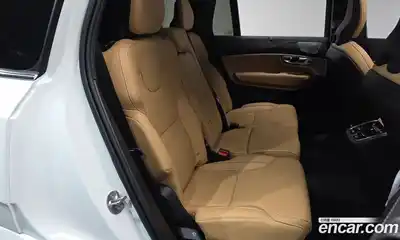 Volvo XC90 2025 2.0 Автомат в Москве № 212787, миниатюра 2