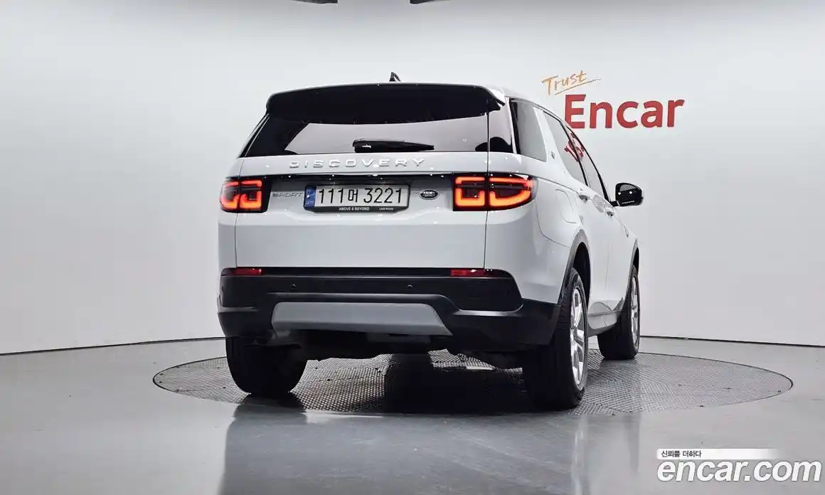 Land Rover Discovery Sport 2021 2.0 Автомат в Москве № 213436, фото 9