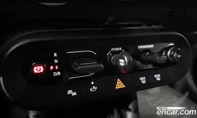 Mini Cooper 2024 0.1 Автомат в Москве № 213931, миниатюра 10