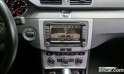 Volkswagen CC 2013 2.0 Автомат в Москве № 215286, миниатюра 12