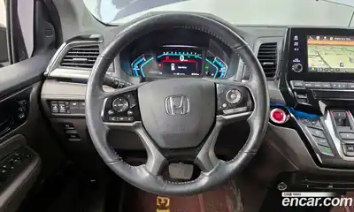 Honda Odyssey 2019 3.5 Автомат в Москве № 215695, миниатюра 9