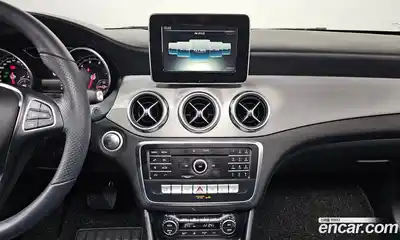 Mercedes-Benz GLA-Class 2019 2.0 Автомат в Москве № 224977, миниатюра 12