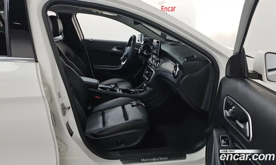 Mercedes-Benz GLA-Class 2019 2.0 Автомат в Москве № 224977, фото 7