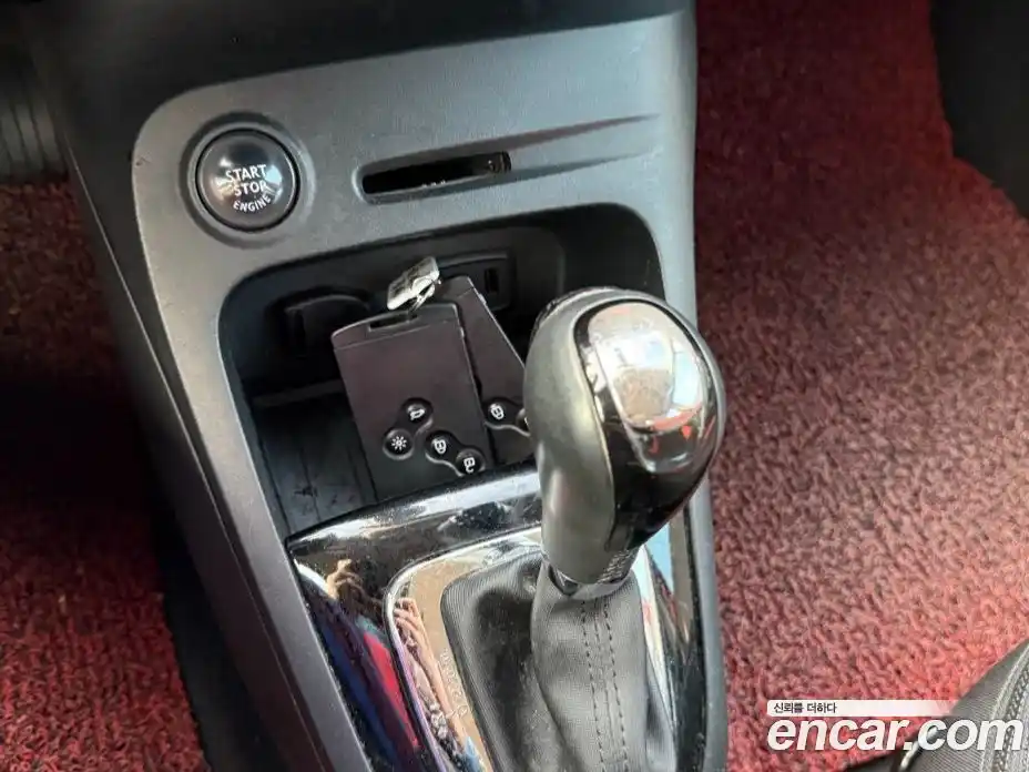 Renault QM3 2015 1.5 Автомат в Москве № 227390, фото 13