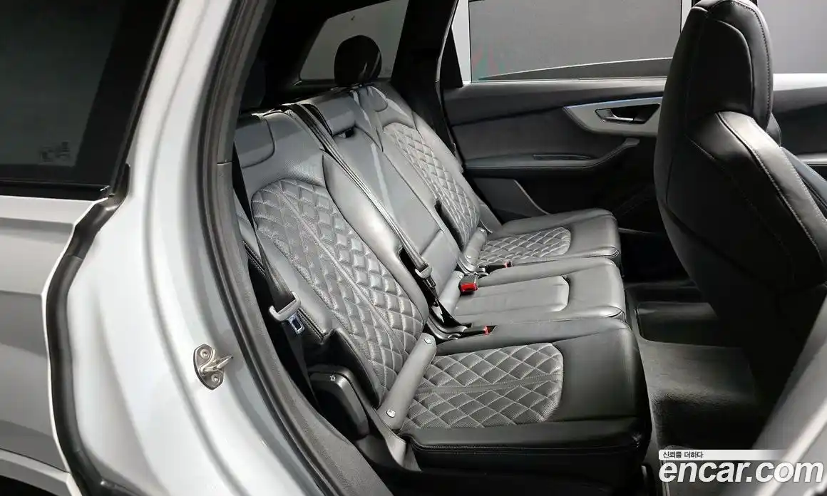 Audi Q7 2023 3.0 Автомат в Москве № 229747, фото 13