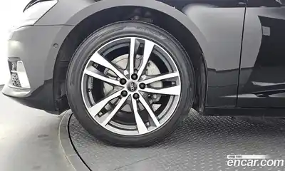 Audi A6 2023 2.0 Автомат в Москве № 229940, миниатюра 5