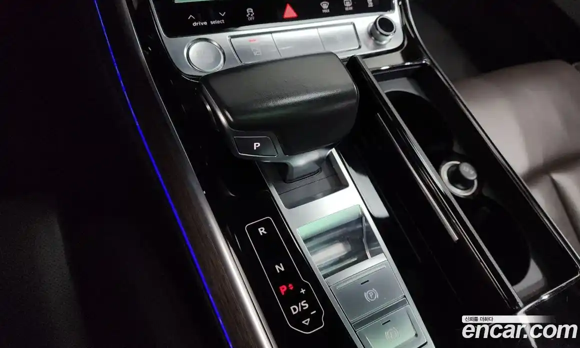 Audi A8 2018 3.0 Автомат в Москве № 229961, фото 13