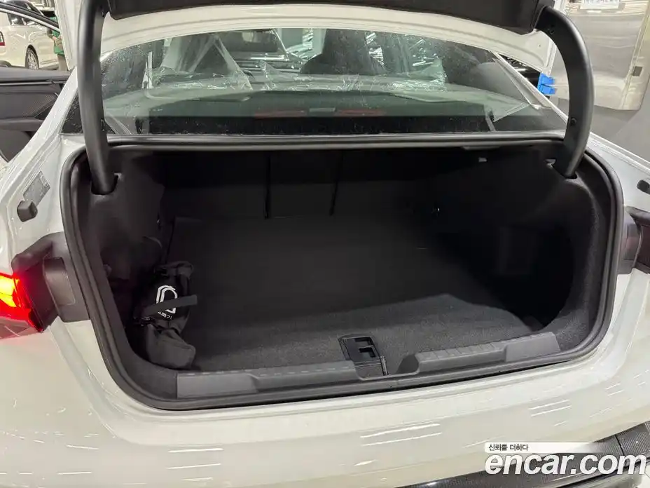 Audi RS3 2025 2.5 Автомат в Москве № 230236, фото 16