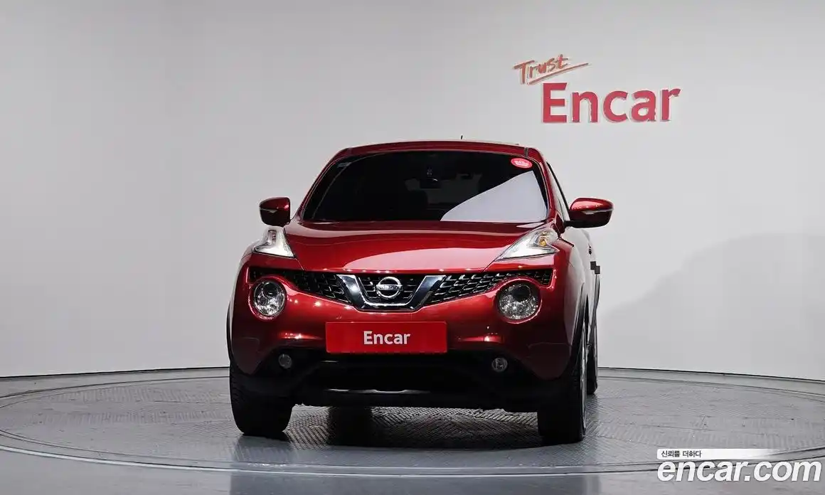 Nissan Juke 2016 1.6 Автомат в Москве № 241996, фото 3