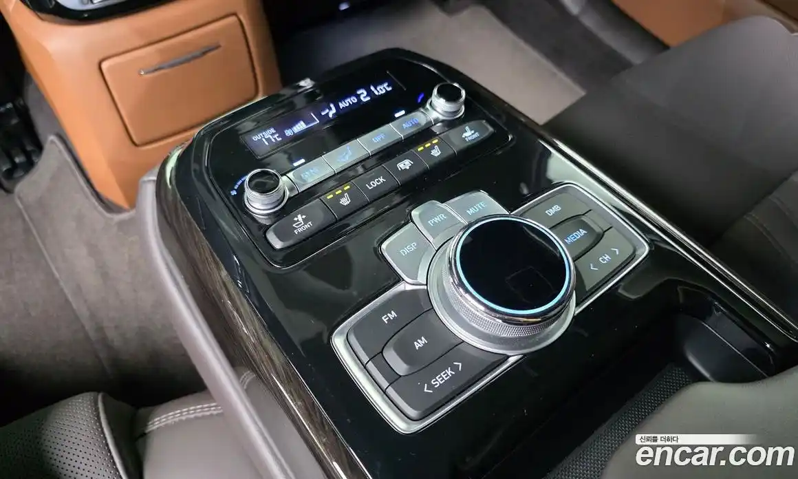 Genesis G90 2019 3.8 Автомат в Москве № 24609, фото 19