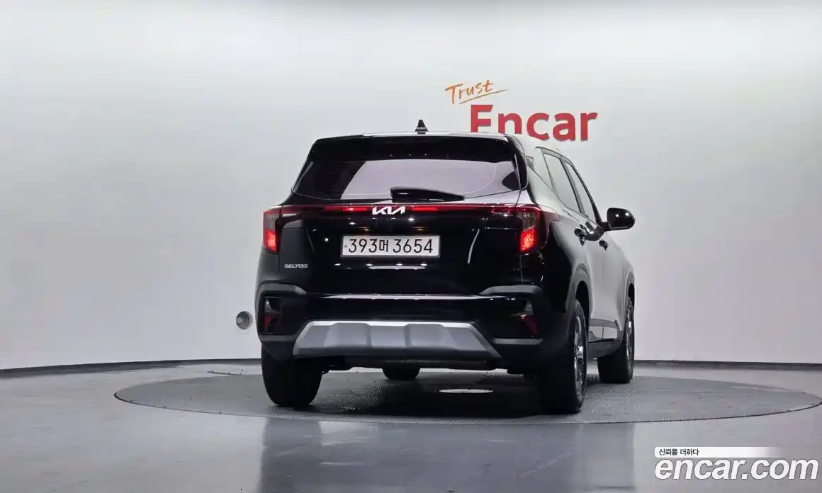 Kia Seltos 2023 1.6 Автомат в Москве № 249663, фото 13