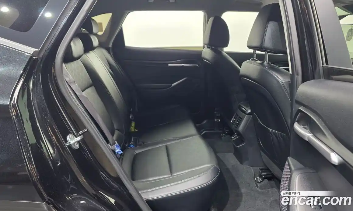 Kia Seltos 2023 1.6 Автомат в Москве № 249663, фото 20