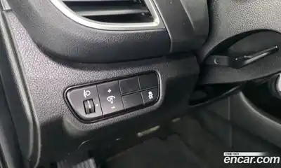 Kia Seltos 2023 1.6 Автомат в Москве № 249663, миниатюра 5